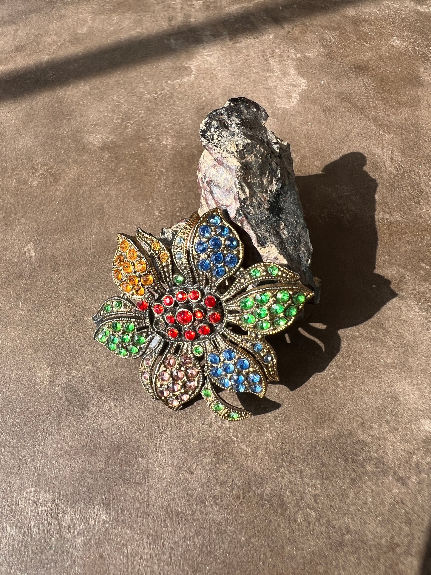 Deco Little Nemo Rhinestone Brooch