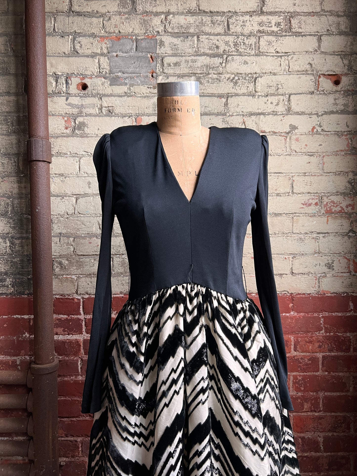 1960s Tal Saunders Ritz Carlton Zig-Zag Party Dress