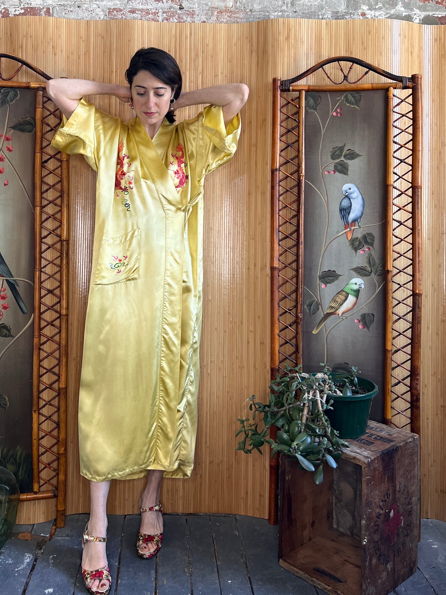 1940s Silk Chinese Robe with Dragon Embroidery M