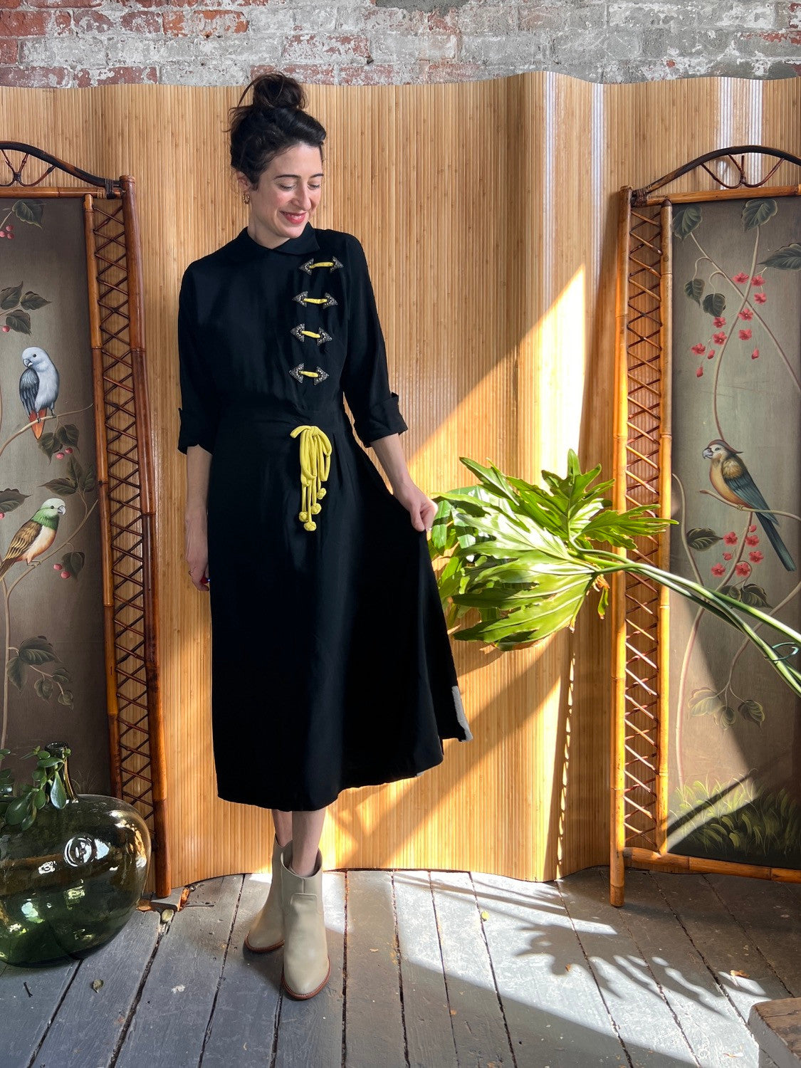 1940s Grovine Creation Bows and Arrows Rayon Crepe Dress M/L