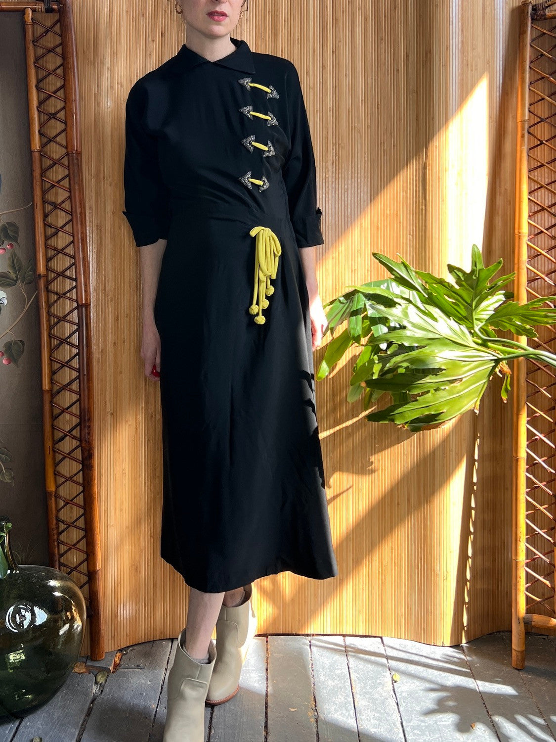 1940s Grovine Creation Bows and Arrows Rayon Crepe Dress M/L