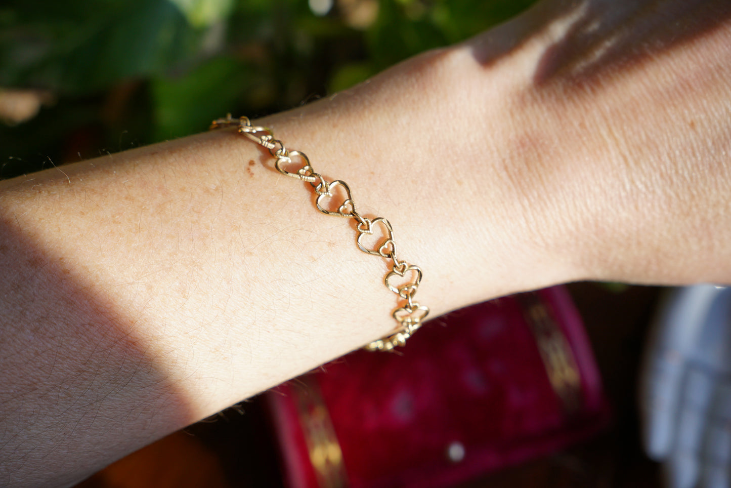 Vtg 14k Hearts in Hearts Link Bracelet