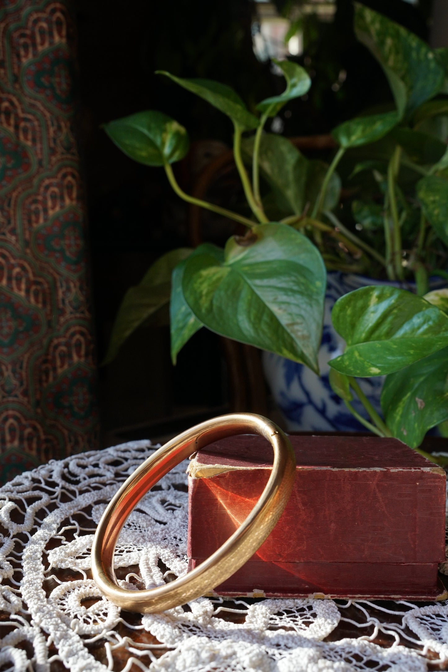 Vtg 1940s Gold Filled Bangle Bracelet