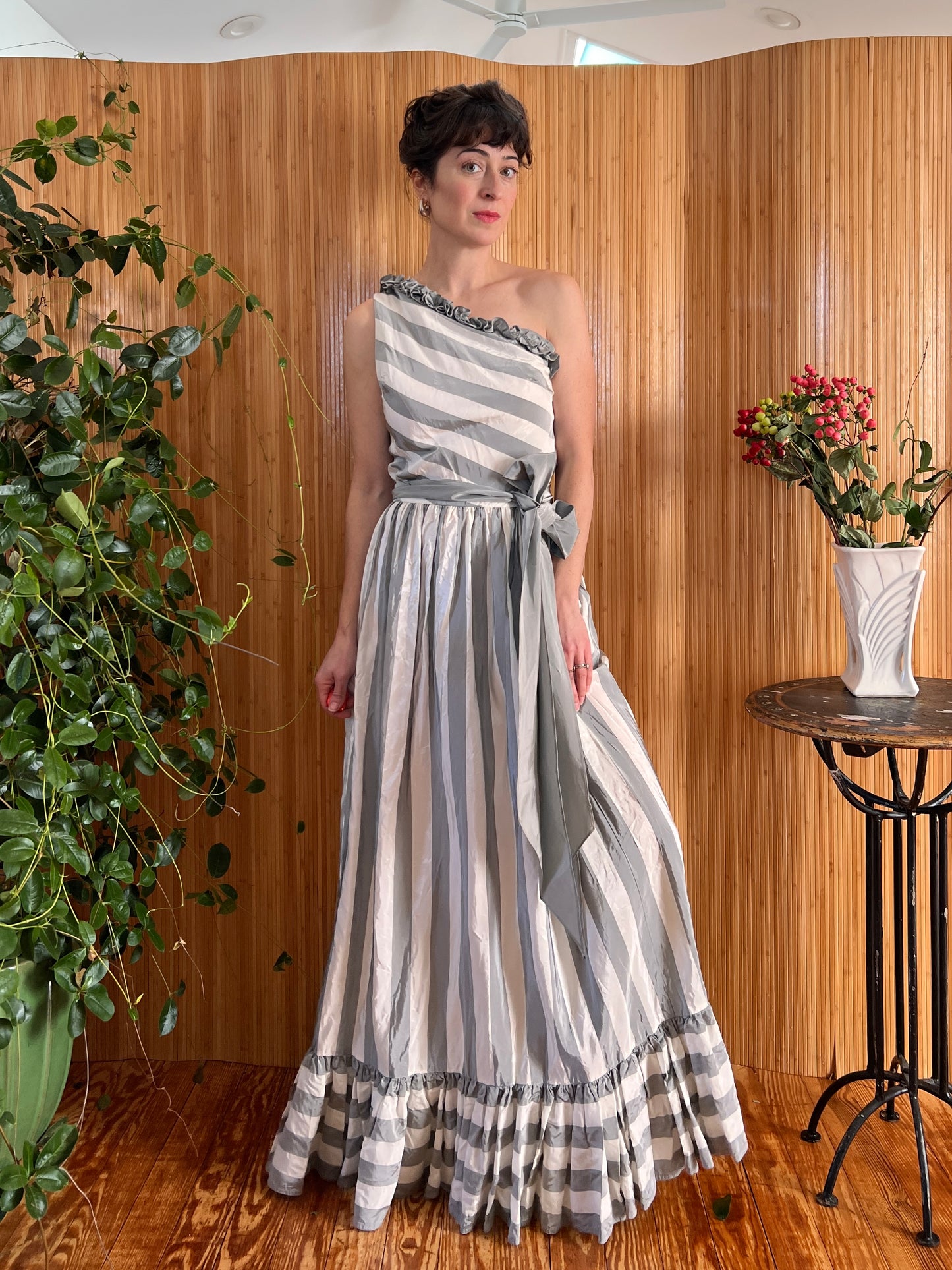 1970s Grecian One-Shoulder Taffeta Gown S