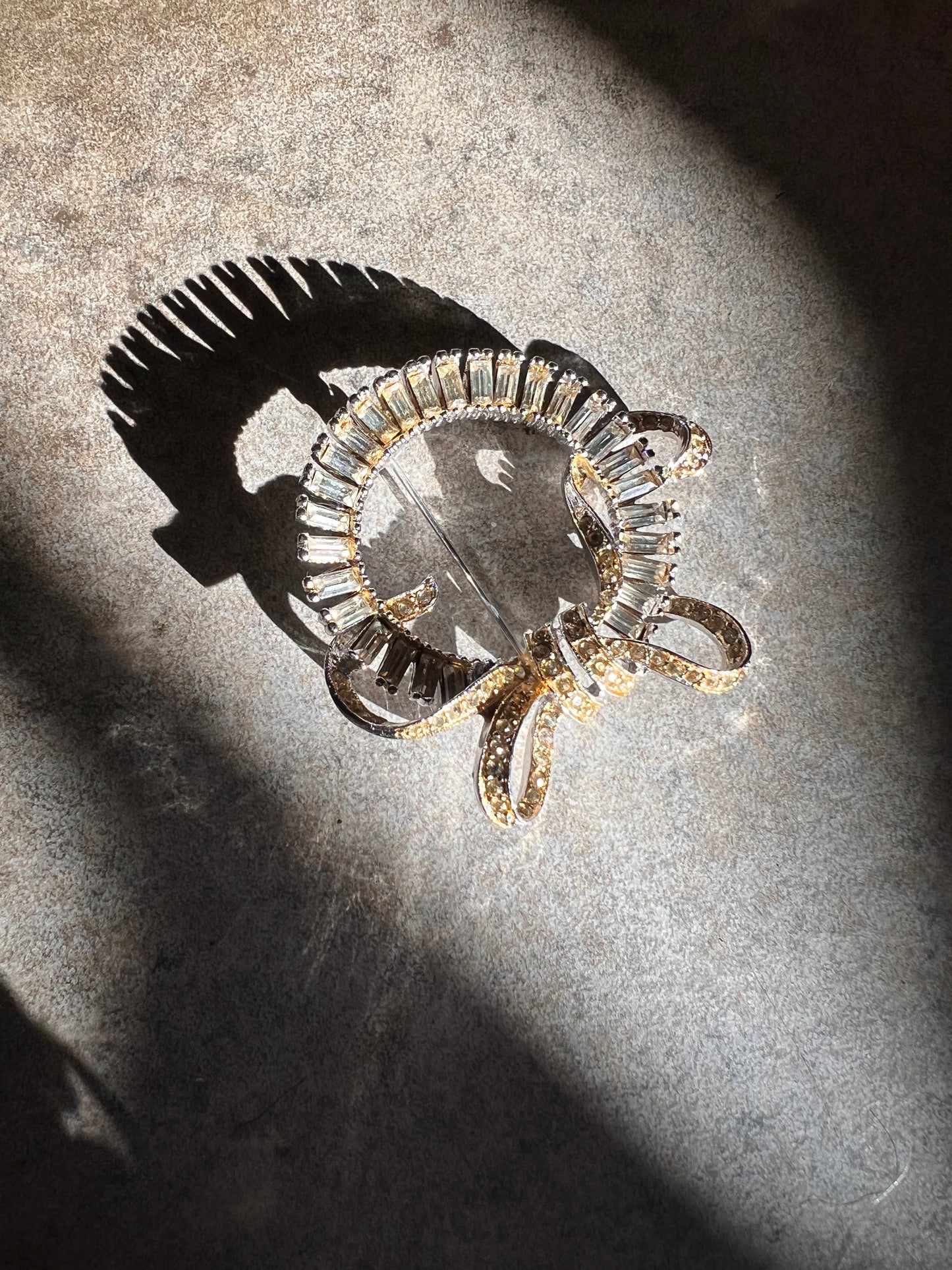 Deco Rhinestone Wreath Brooch