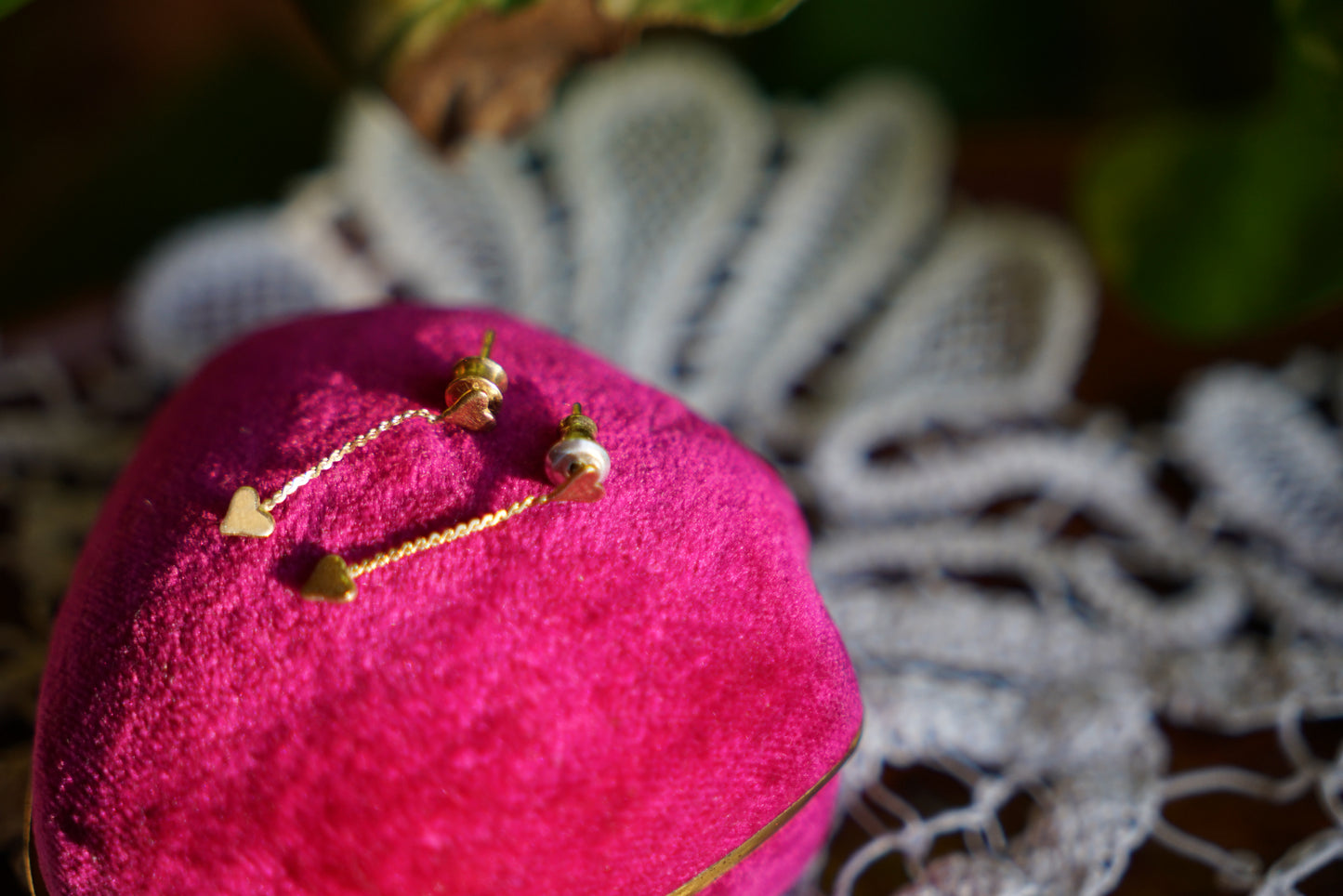 Vtg 14k Heart Drop Earrings