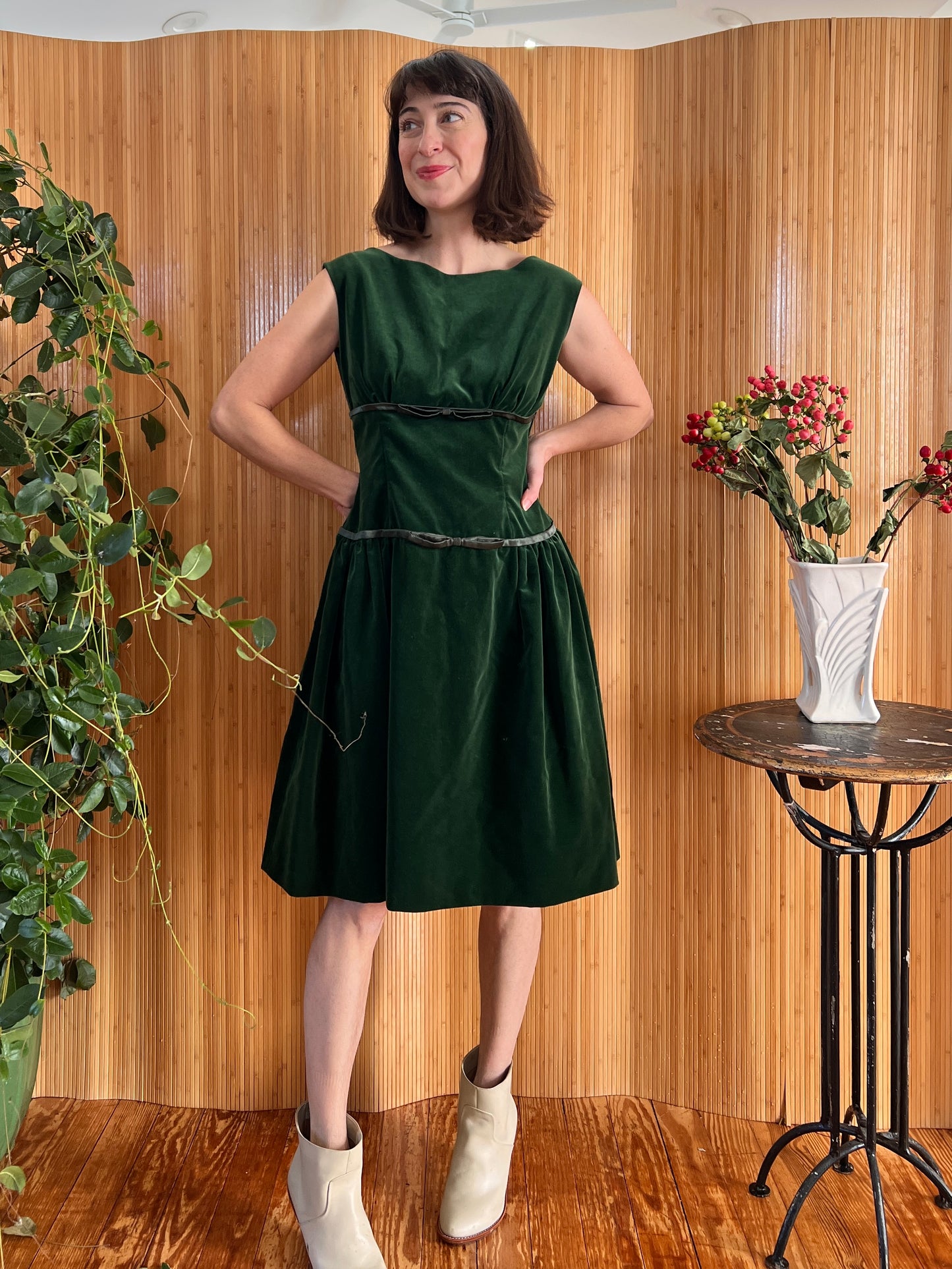 1950s Green Velvet Ribbons & Bows Dress