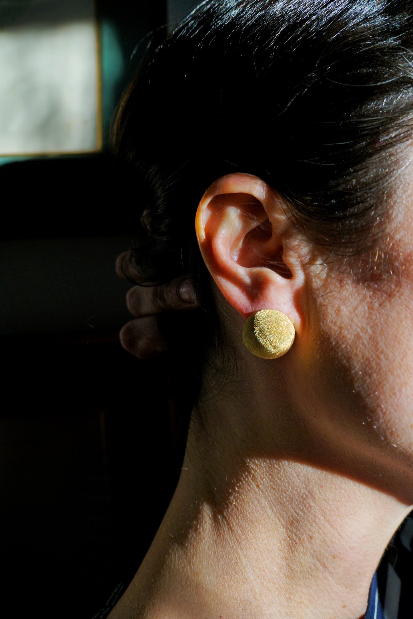 Vtg 18K Braided Dome Earrings