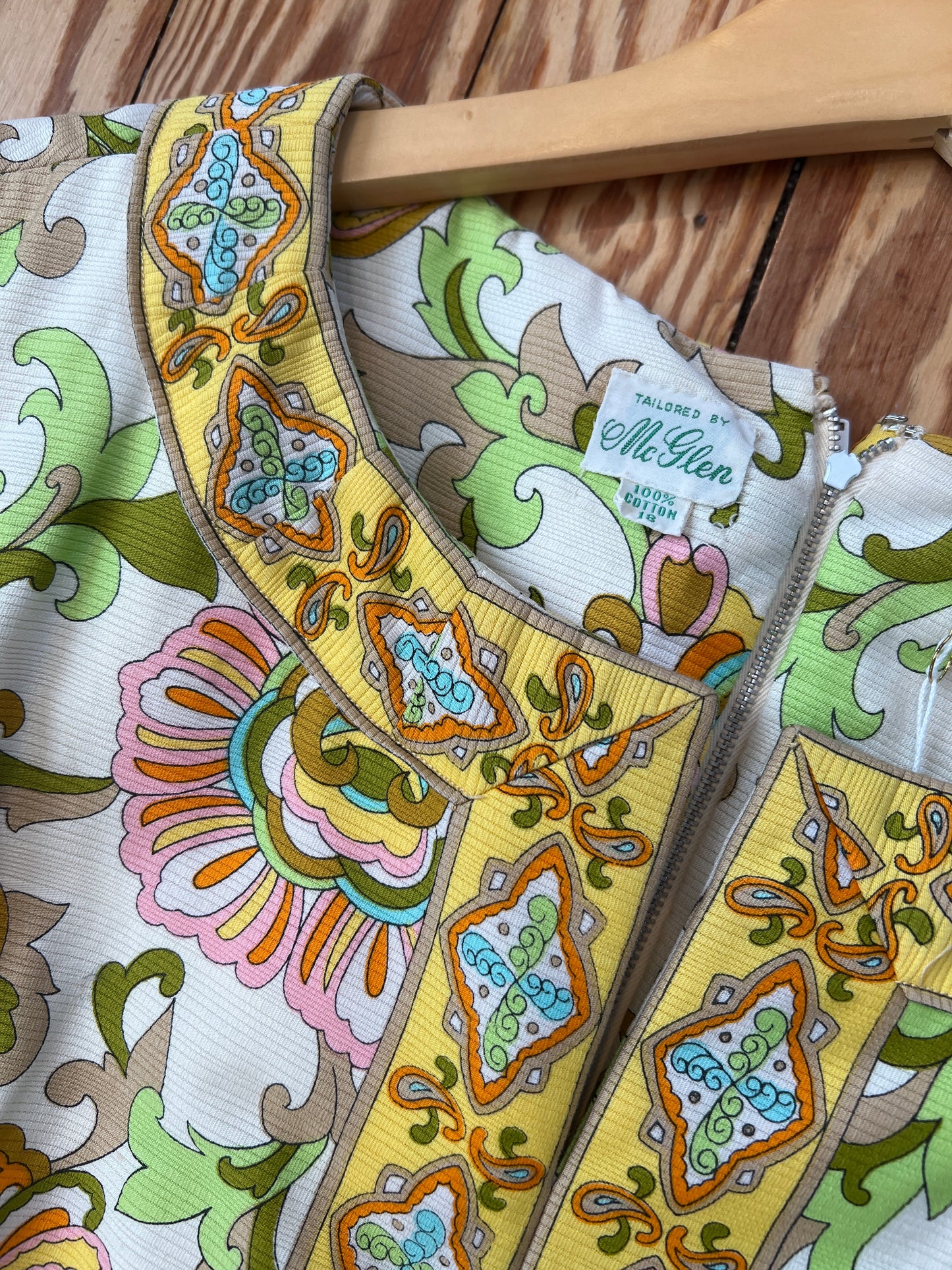 1960s Paisley Print Cotton Shift Dress L