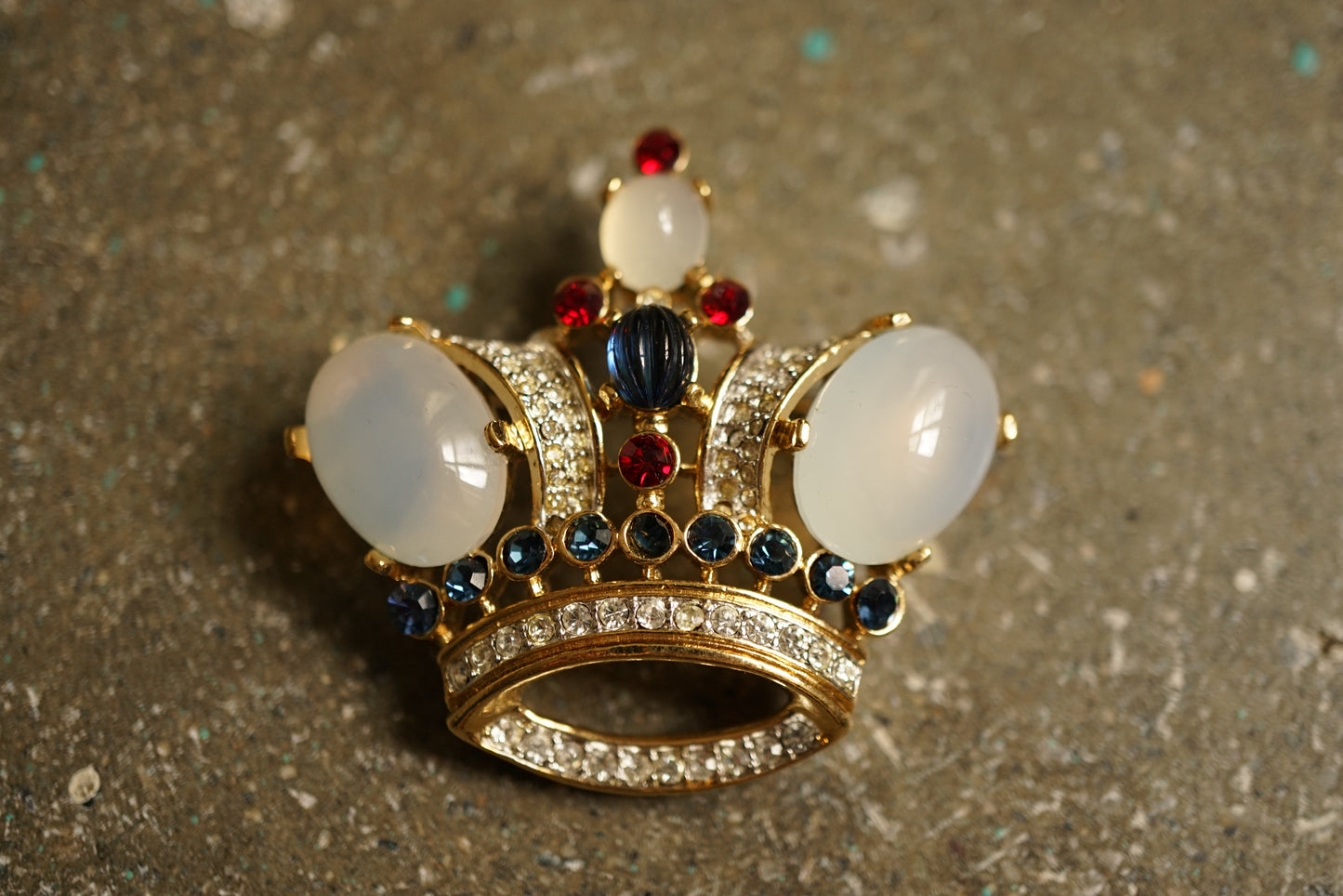 VTG 1988 Crown Trifari Alfred Philippe Jelly Belly Crown Brooch