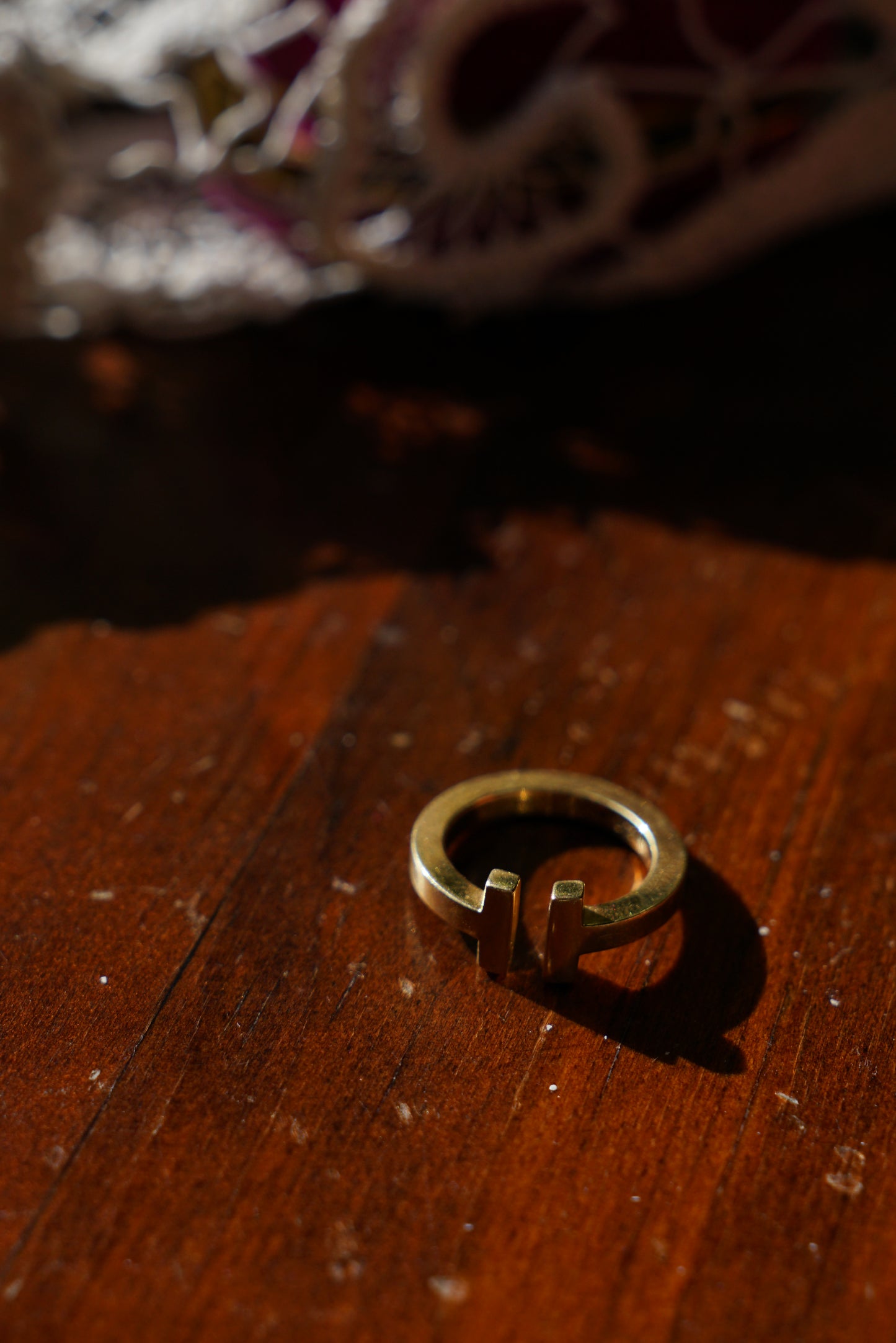 Tiffany and Co T Square Ring in 18K Gold