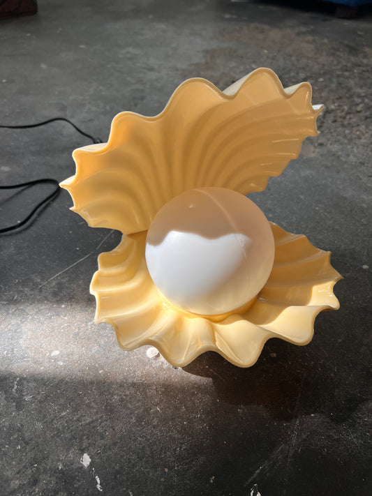 1970s Oyster & Pearl Lamp with Color Wheel Light