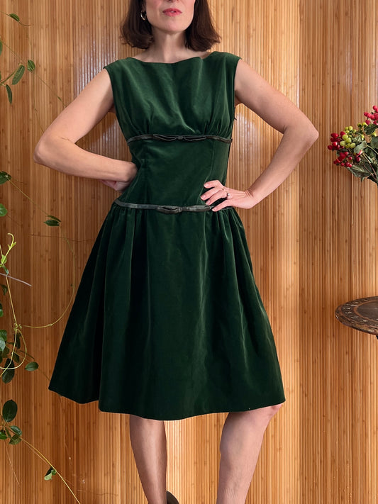 1950s Green Velvet Ribbons & Bows Dress