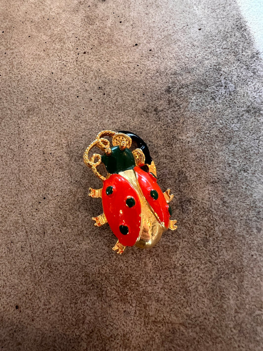 Vintage Chatty Beetle Goldtone Brooch