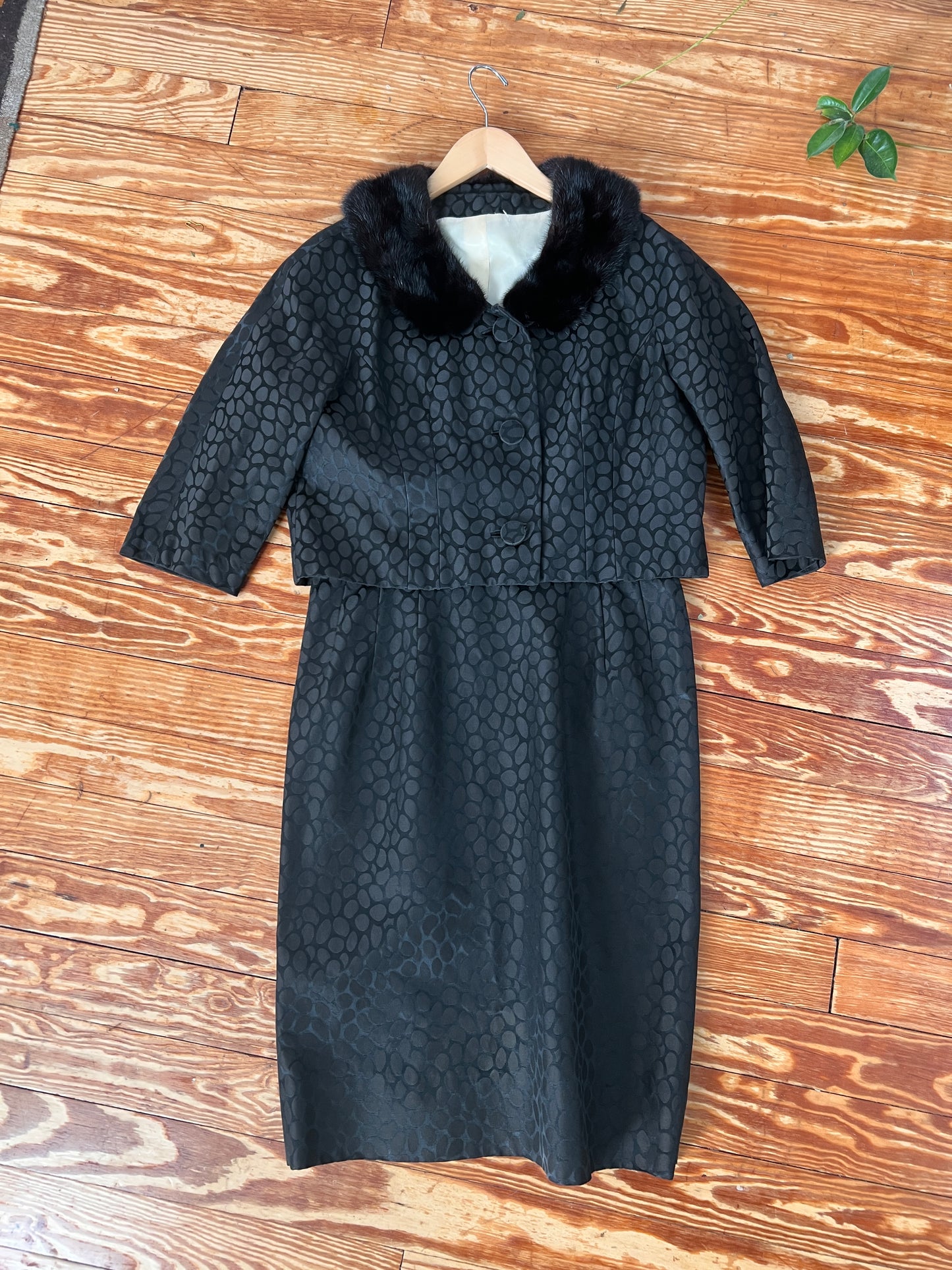 1950s Silk Jacquard Dress & Fur Trim Jacket M/L