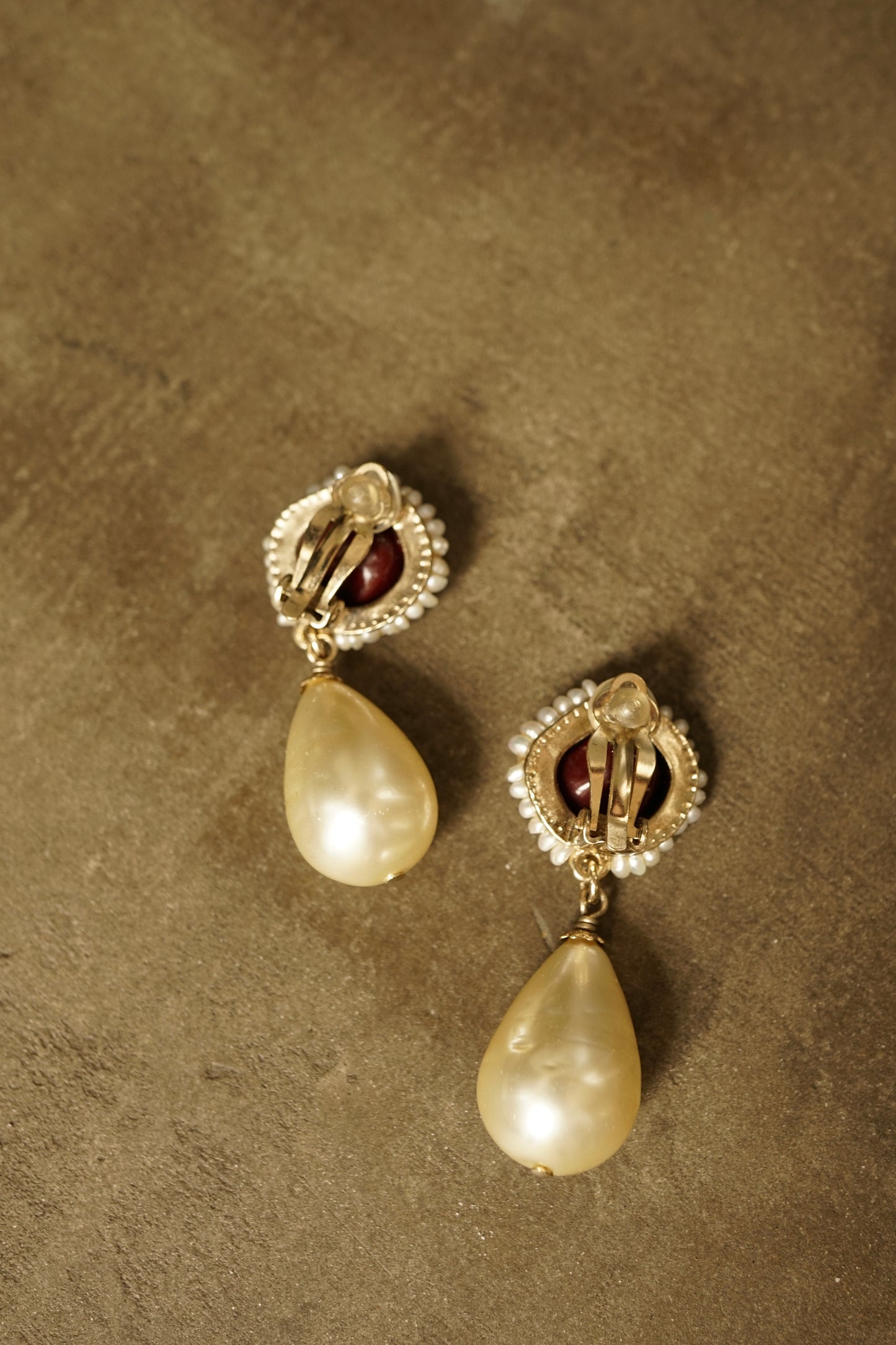 VTG Chanel Teardrop Pearl and Burgundy Stone Clip-On Earrings