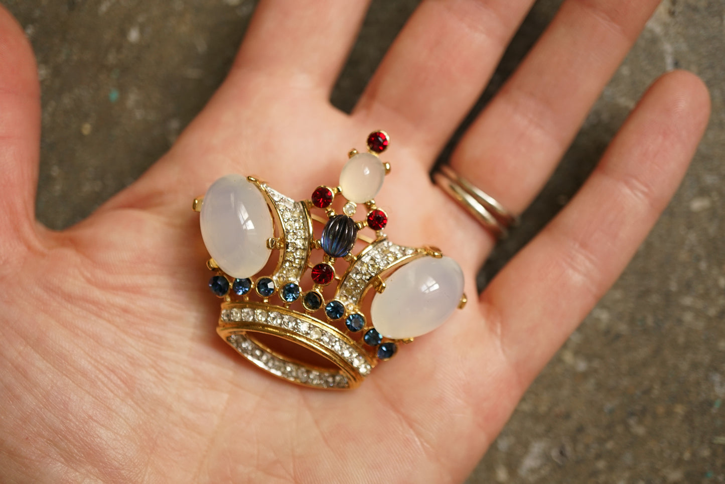 VTG 1988 Crown Trifari Alfred Philippe Jelly Belly Crown Brooch