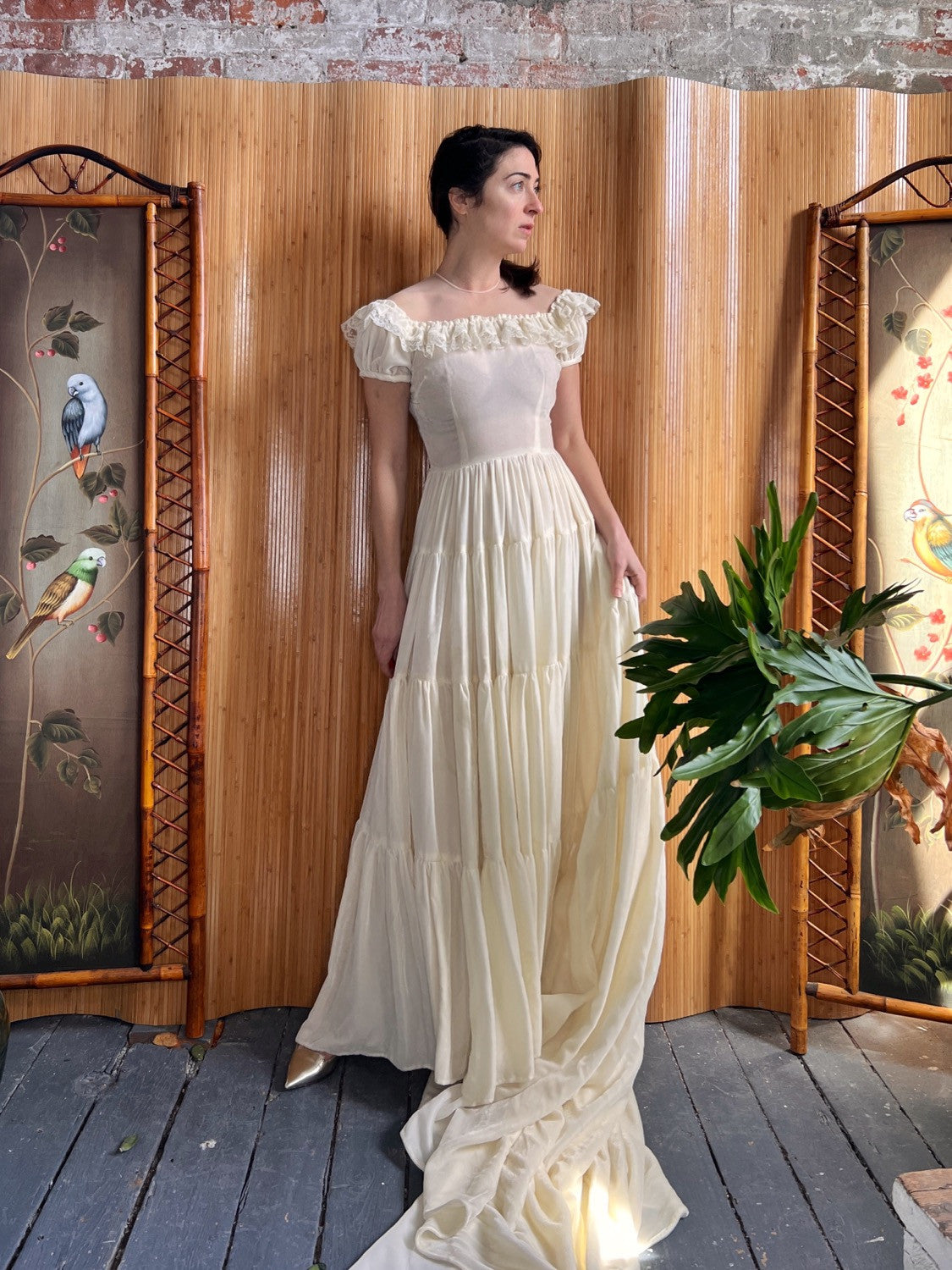 Late 1940s Buttercream Silk Velvet Wedding Gown w/ Train XS/S