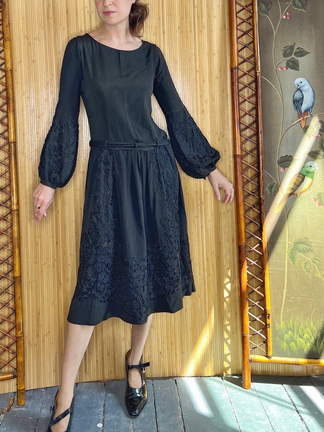 1920s/30s Drop-Waist Bishop Sleeve Dress w/ Soutache M