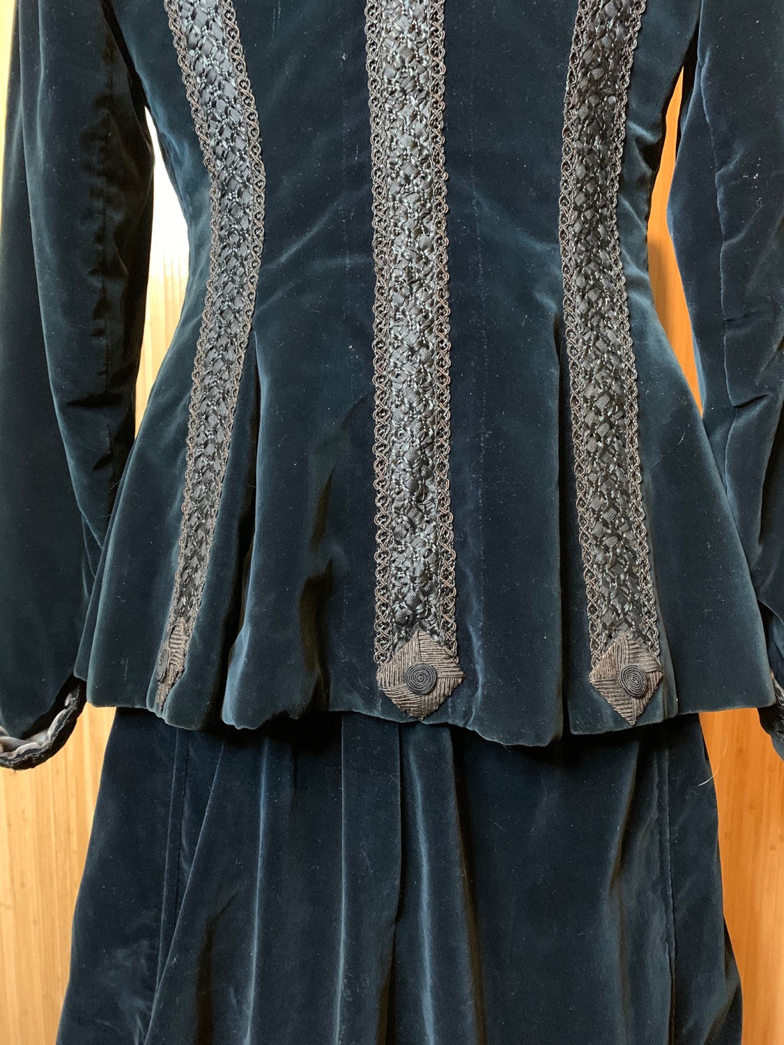 Victorian Ladies Walking Suit by Meyer Jonasson M