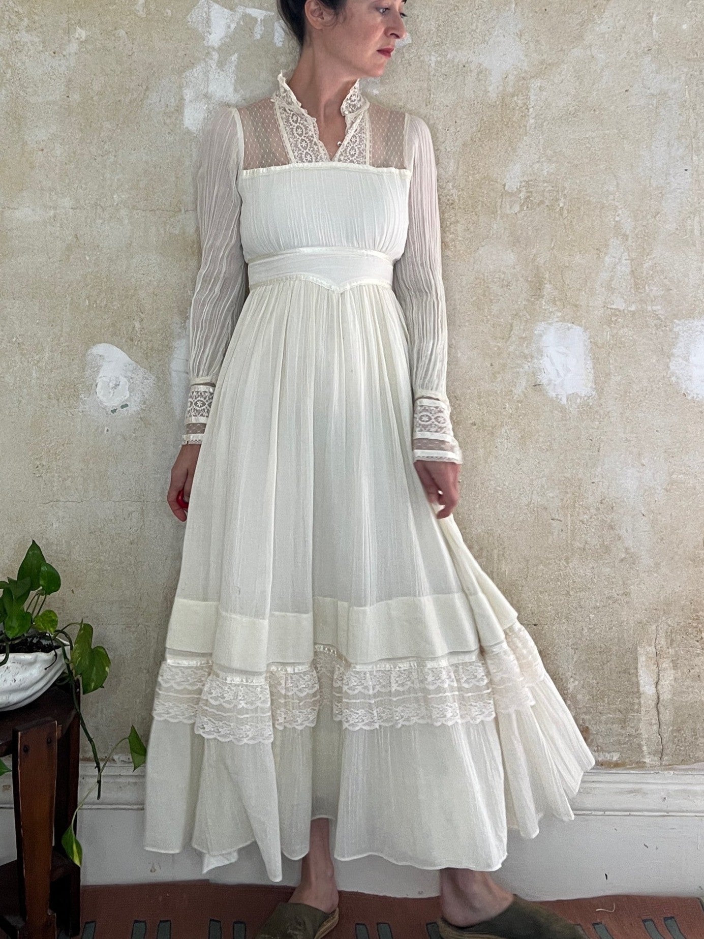 Vintage Gunne Sax White Gauze and Lace Tiered Dress S